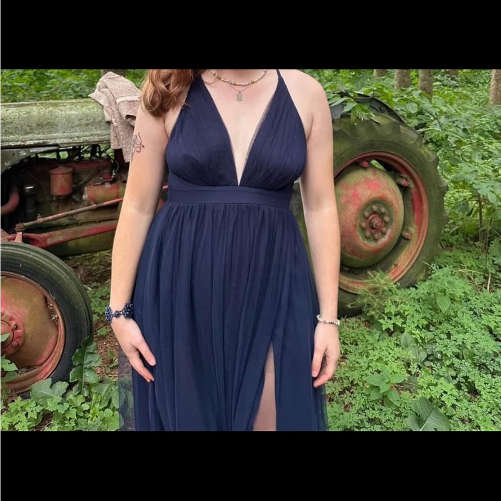 Navy Blue V Neck Tule Gown